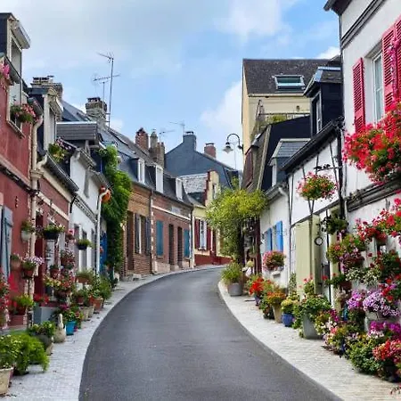 Apartment Sur Le Port